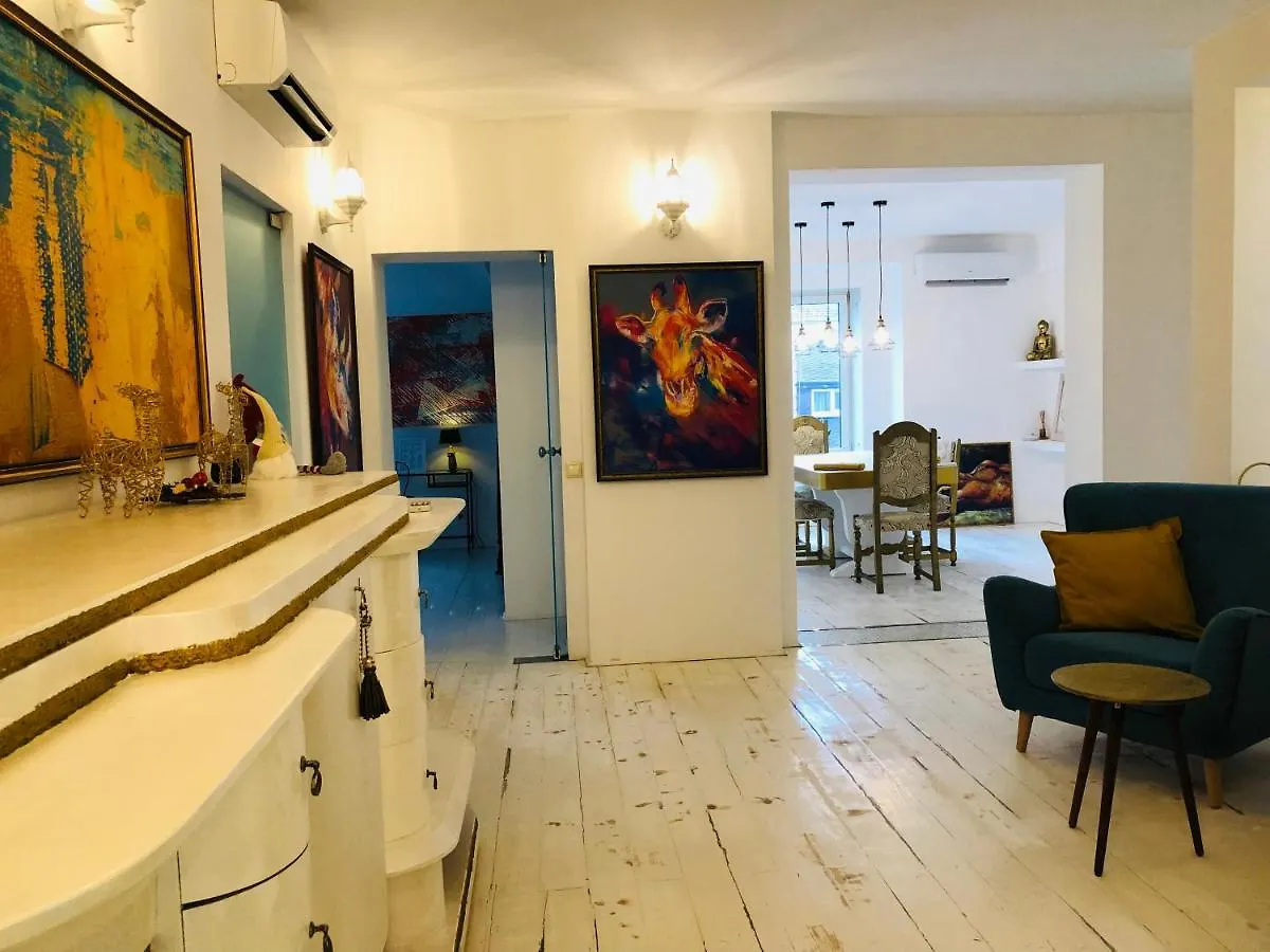 Golden Pearl - Jacuzzi Top Center Luxury Apartment Sofia Bulgarie